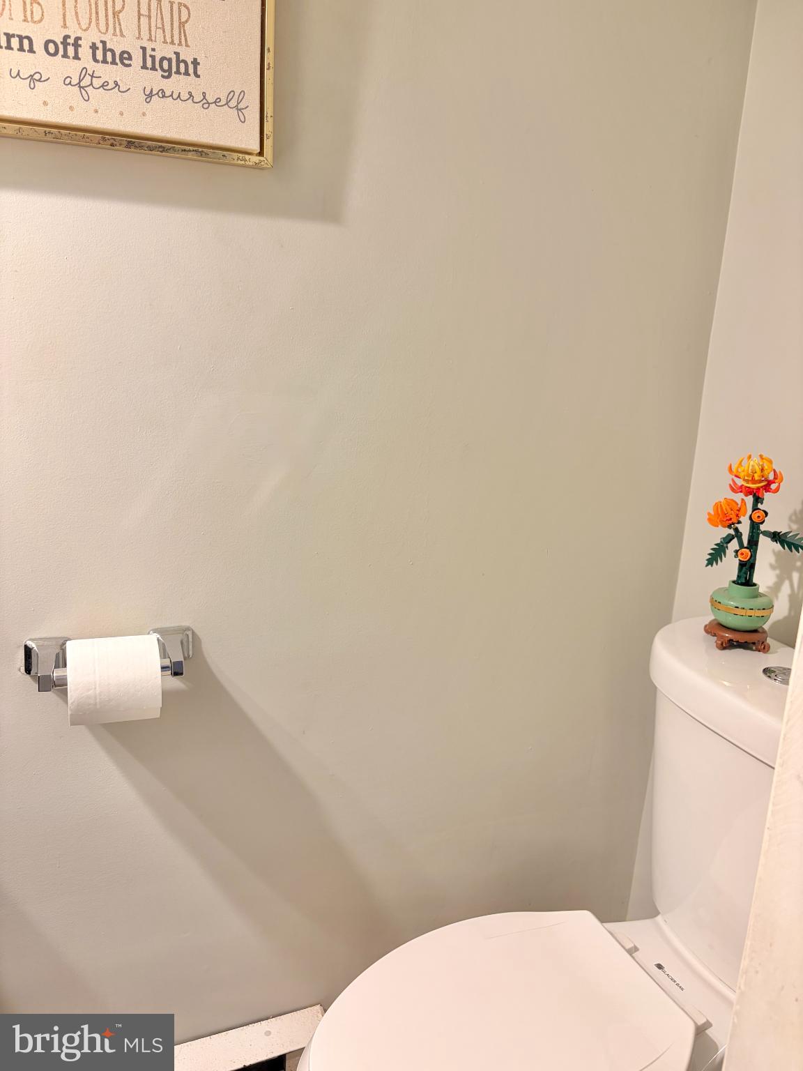 401 Holly Road Yeadon, PA 19050 - Photo 19 of 33 half bath