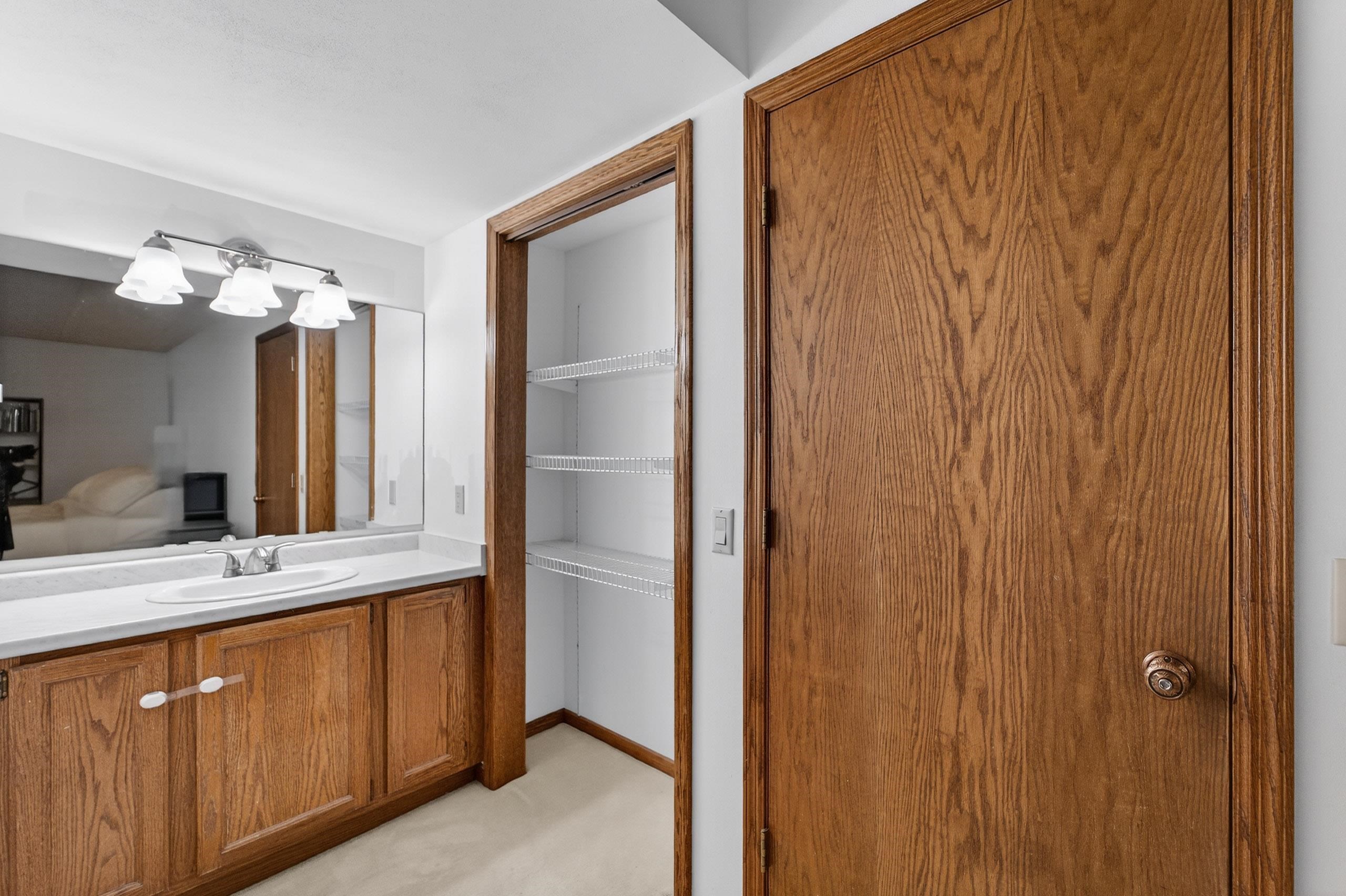 14 Maple Wood Lane, Unit 18 Madison, WI 53704 - Photo 17 of 22