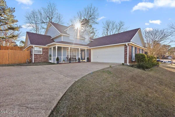 $289,900 | 400 Winding Hills Drive, Clinton, MS 39056