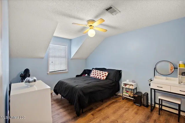 $289,900 | 400 Winding Hills Drive, Clinton, MS 39056