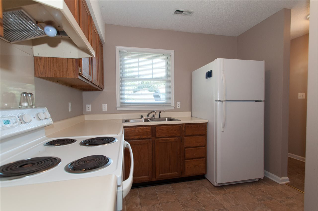 3312 Comstock Road Raleigh, NC 27604 - Photo 9 of 14 Kitchen