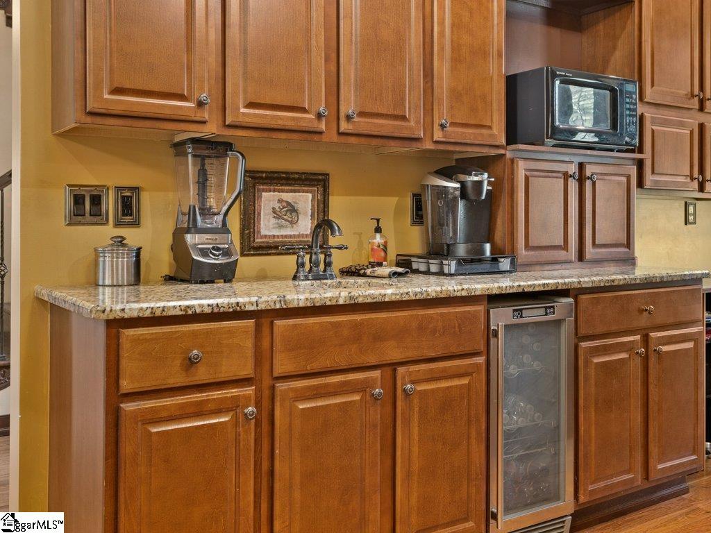 2081 Red Radford Road Campobello, SC 29322 - Photo 11 of 33