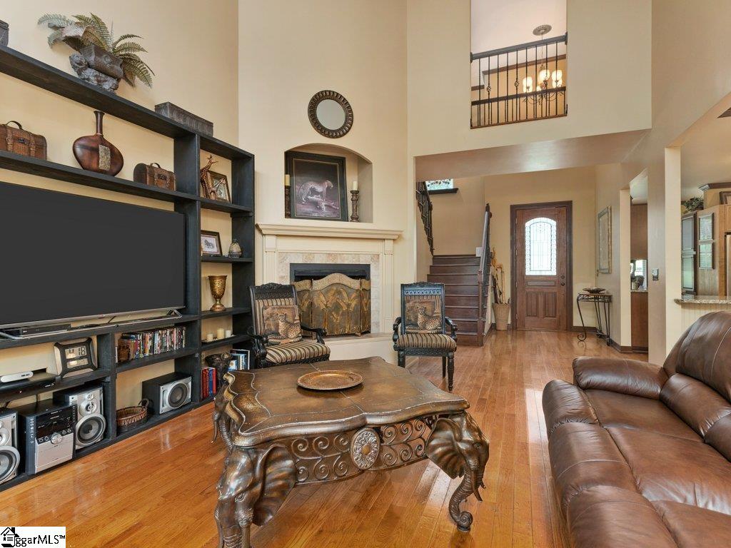 2081 Red Radford Road Campobello, SC 29322 - Photo 6 of 33
