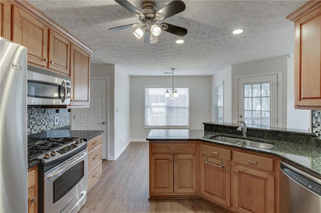 3335 Rivers End Place Buford, GA 30519 - Photo 12 of 42
