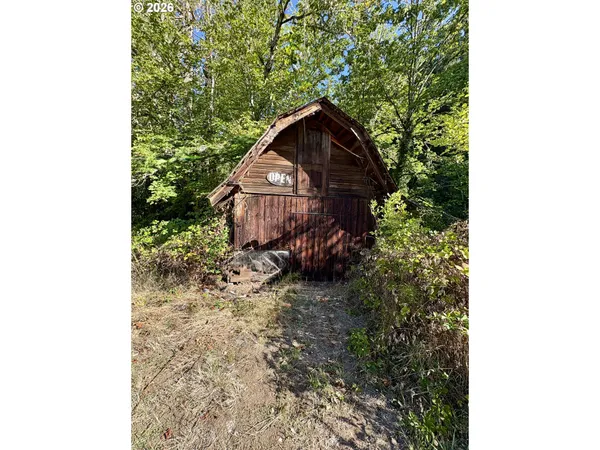 $650,000 | 77189 Mosby Creek Road, Cottage Grove, OR 97424