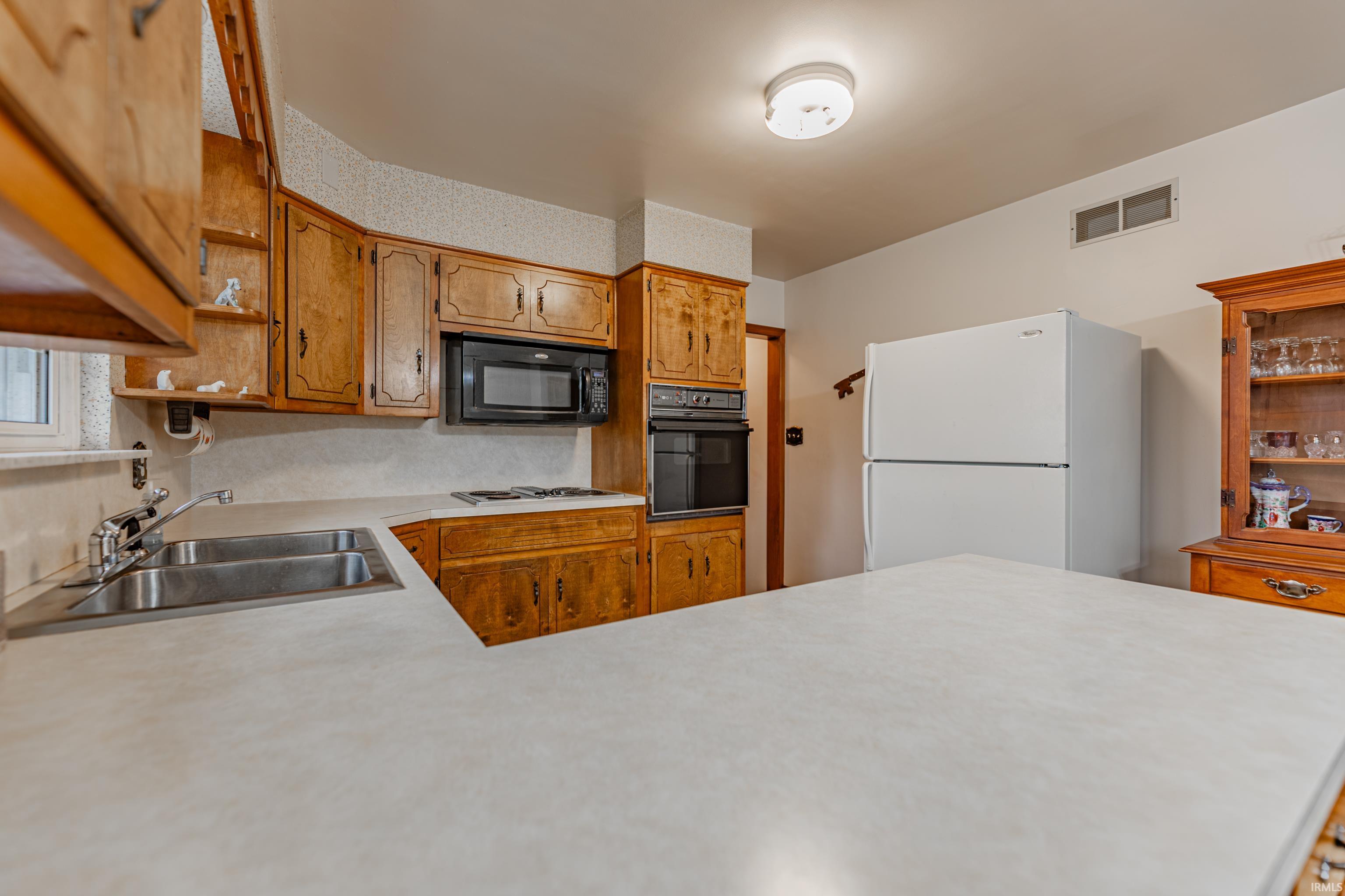 2807 North Red Bank Road Evansville, IN 47720 - Photo 12 of 35