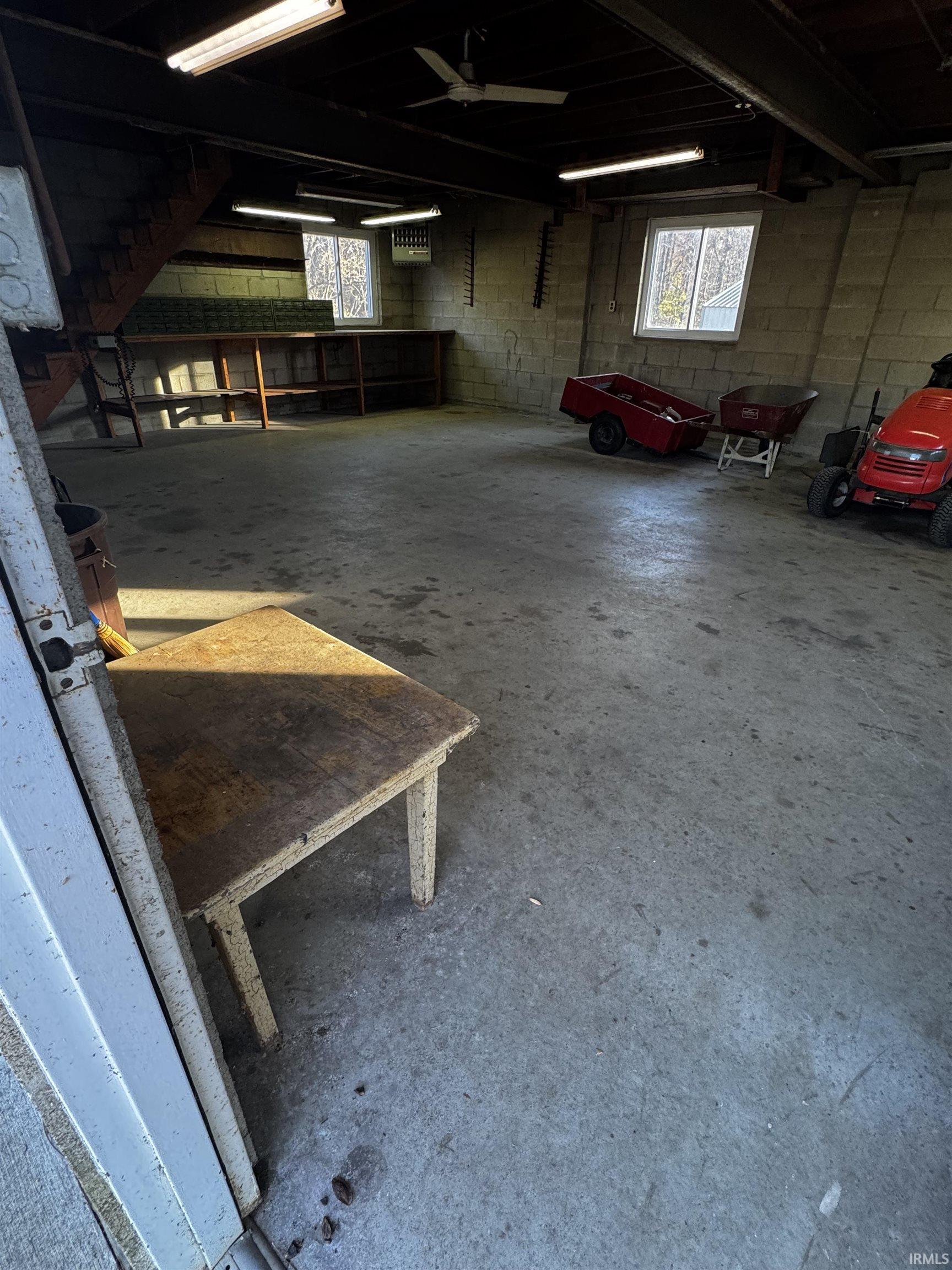 2807 North Red Bank Road Evansville, IN 47720 - Photo 16 of 35