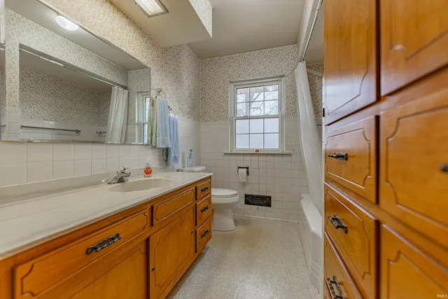 $315,000 | 2807 North Red Bank Road, Evansville, IN 47720