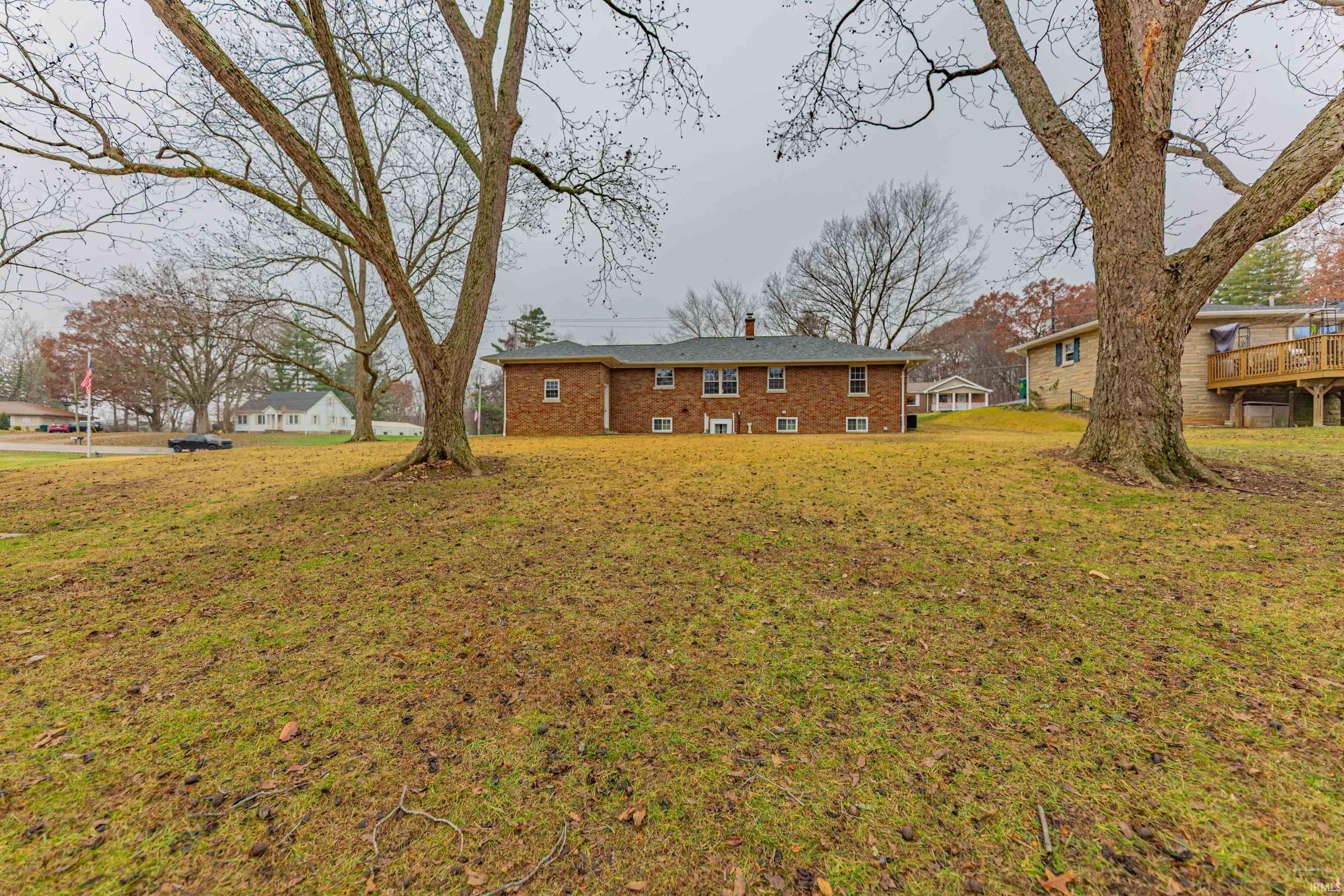 2807 North Red Bank Road Evansville, IN 47720 - Photo 30 of 35