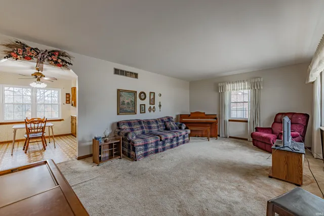 $315,000 | 2807 North Red Bank Road, Evansville, IN 47720