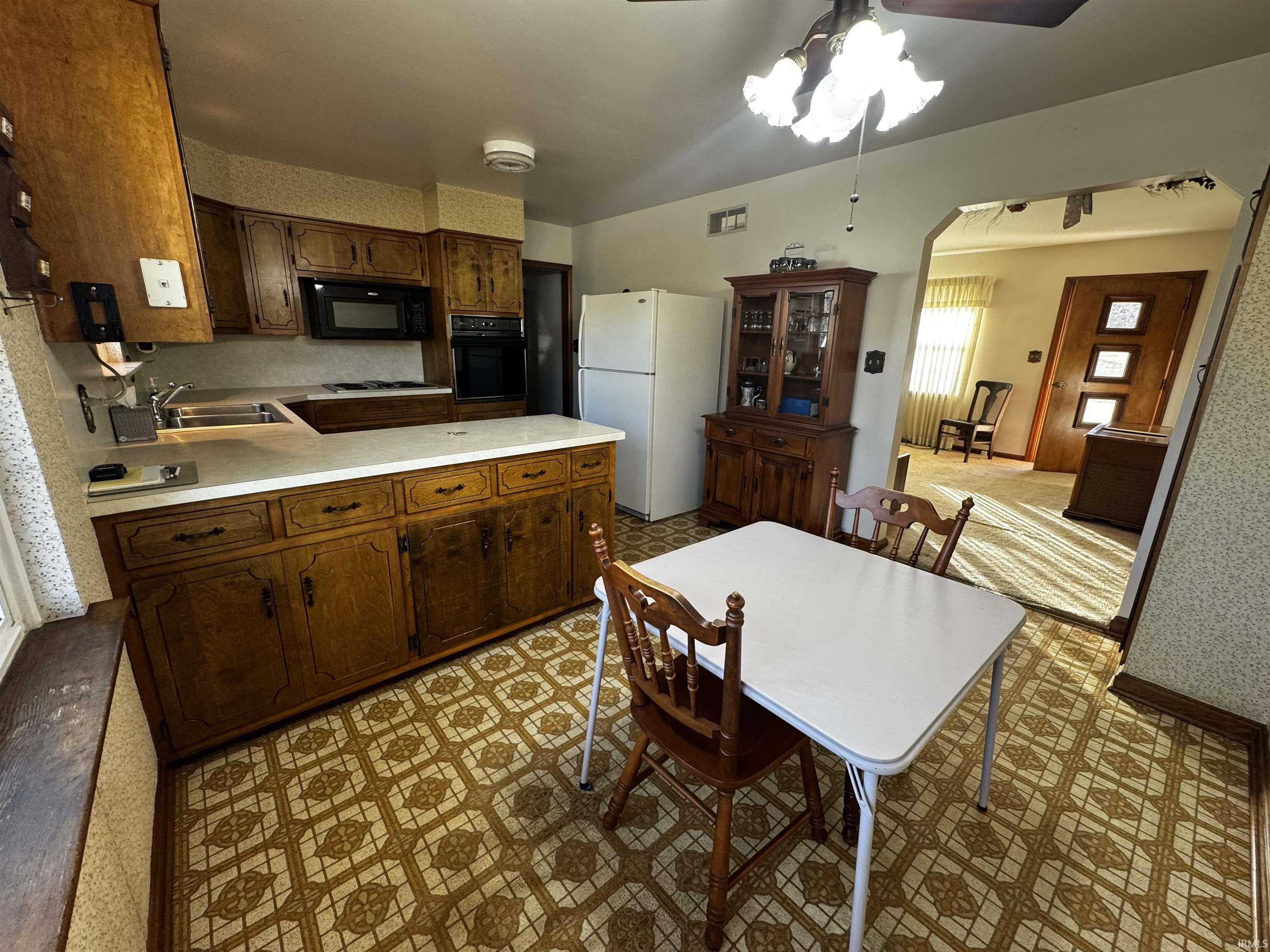 2807 North Red Bank Road Evansville, IN 47720 - Photo 6 of 35