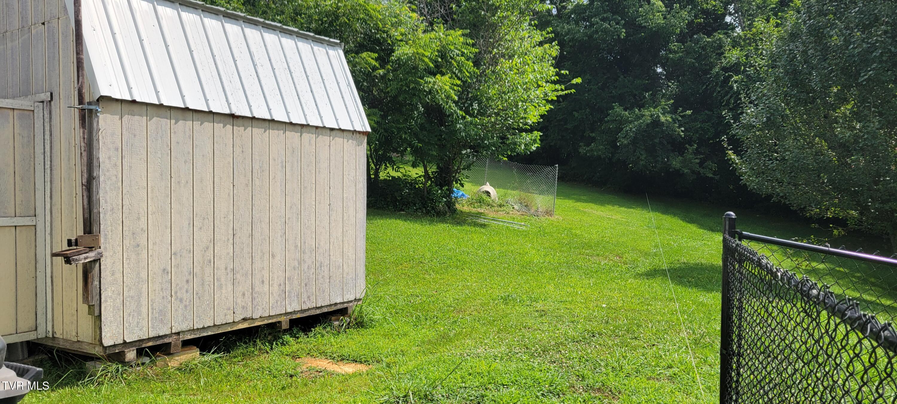 128 Kidwell School Road Greeneville, TN 37745 - Photo 25 of 34 20260708_111439