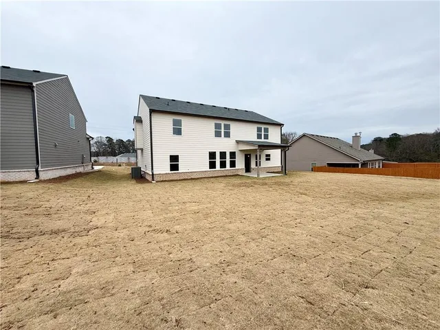 a view of a house with a outdoor space