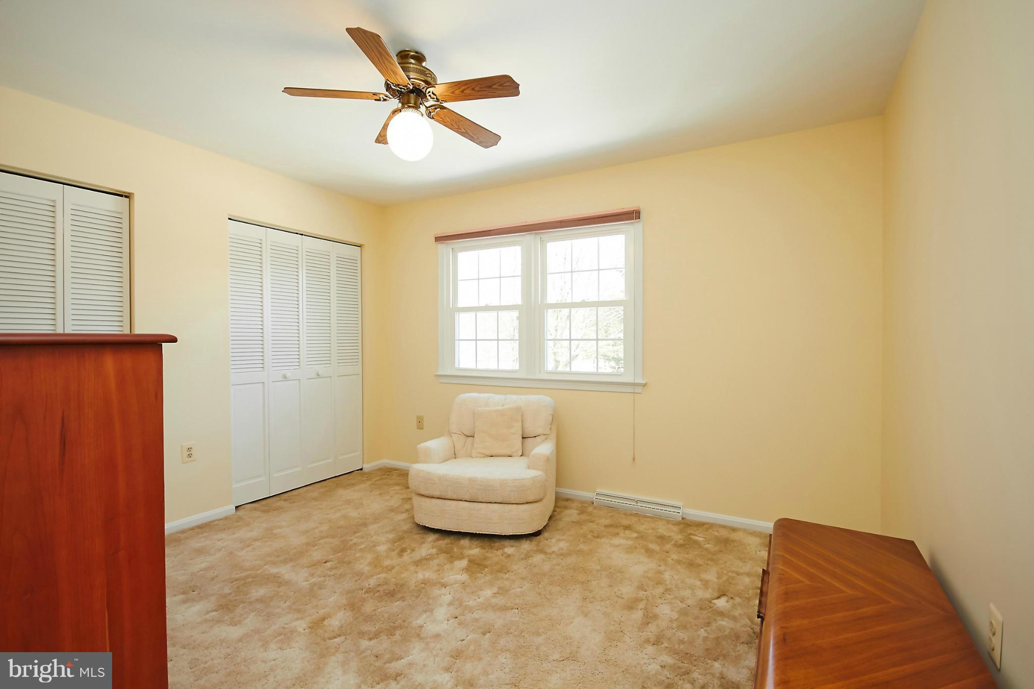 10410 Huntrace Way Vienna, VA 22182 - Photo 22 of 30 Bedroom 3