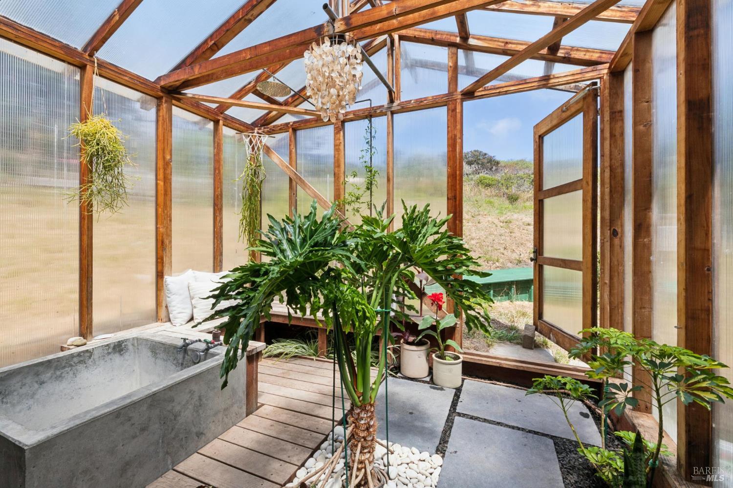 380 Larch Road Bolinas, CA 94924 - Photo 14 of 22 Gallery Image 14