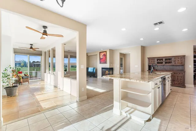 $2,900 | 351 Spyglass Drive, Rio Vista, CA 94571