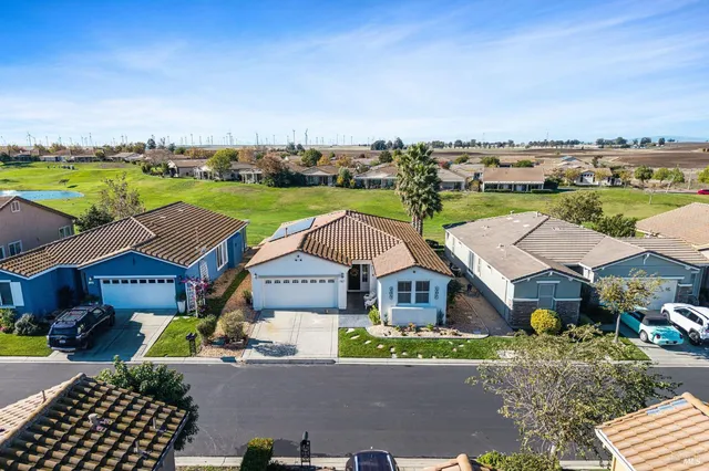 $2,900 | 351 Spyglass Drive, Rio Vista, CA 94571