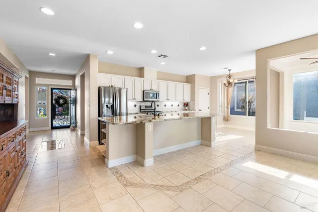 $2,900 | 351 Spyglass Drive, Rio Vista, CA 94571