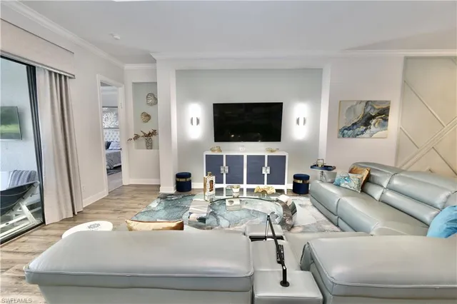 $10,000 | 8337 Promoso Court, Naples, FL 34114