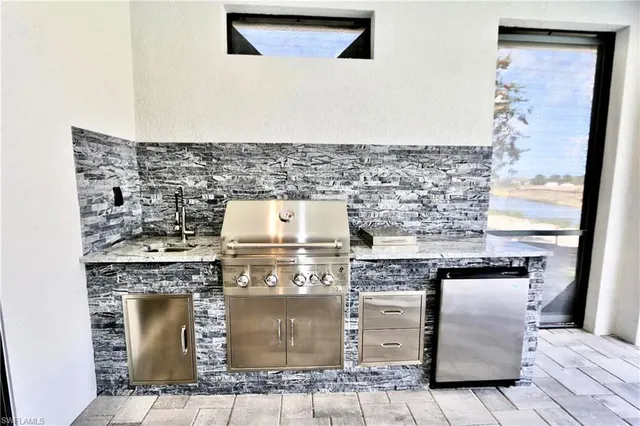 $10,000 | 8337 Promoso Court, Naples, FL 34114