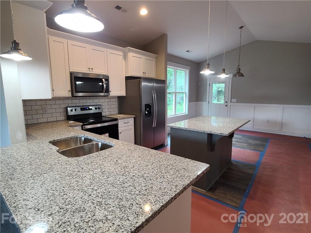 212 Anderson Road Albemarle, NC 28001 - Photo 5 of 17 Gallery Image 5