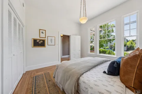 $1,495,000 | 17 10th Street, Petaluma, CA 94952