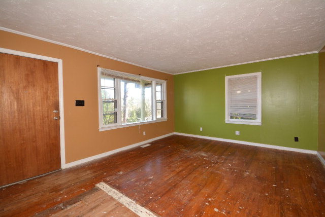 3774 Belair Road Augusta, GA 30909 - Photo 3 of 21 Living Room