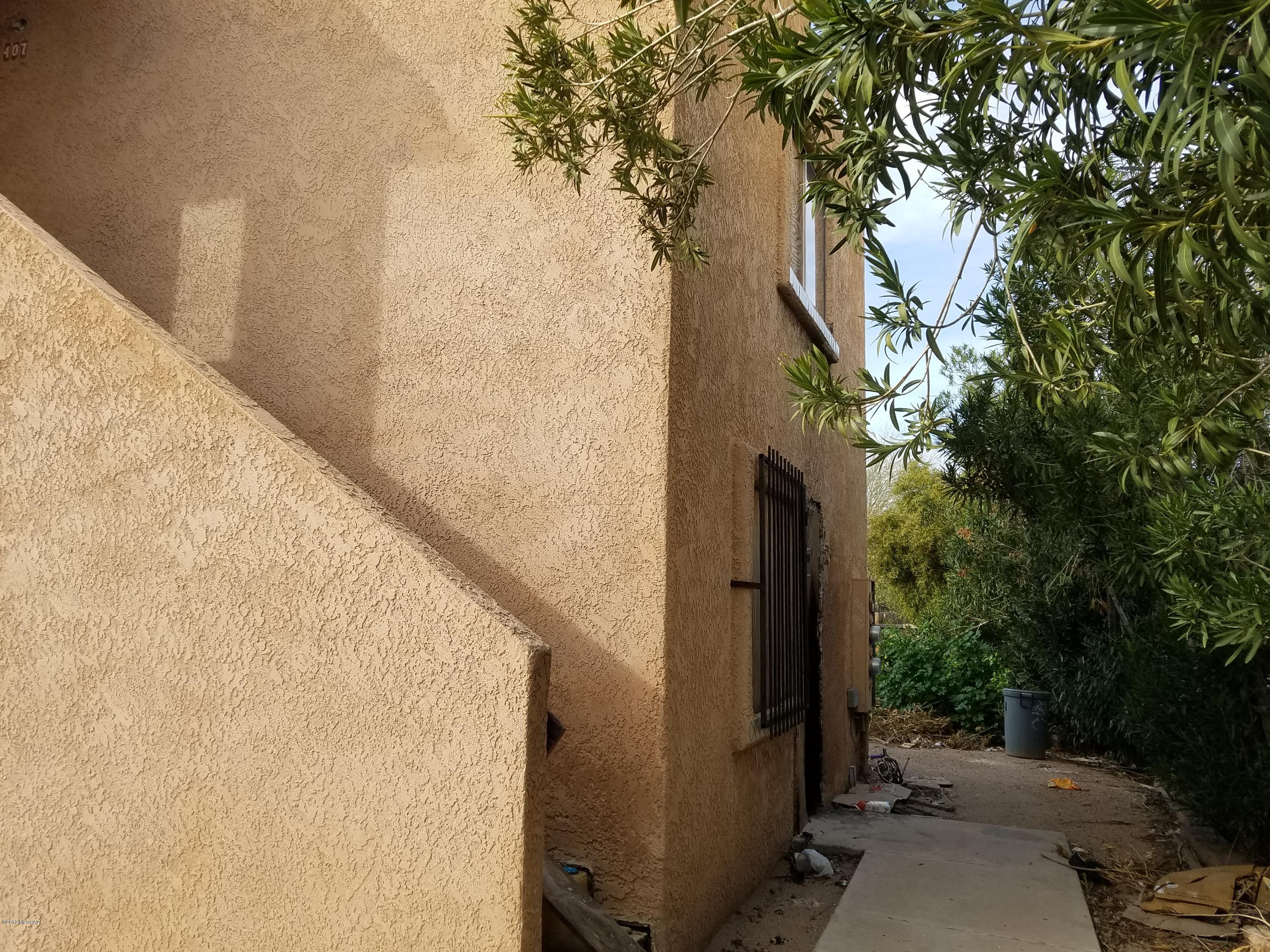 405 East Navajo Road Tucson, AZ 85705 - Photo 7 of 25
