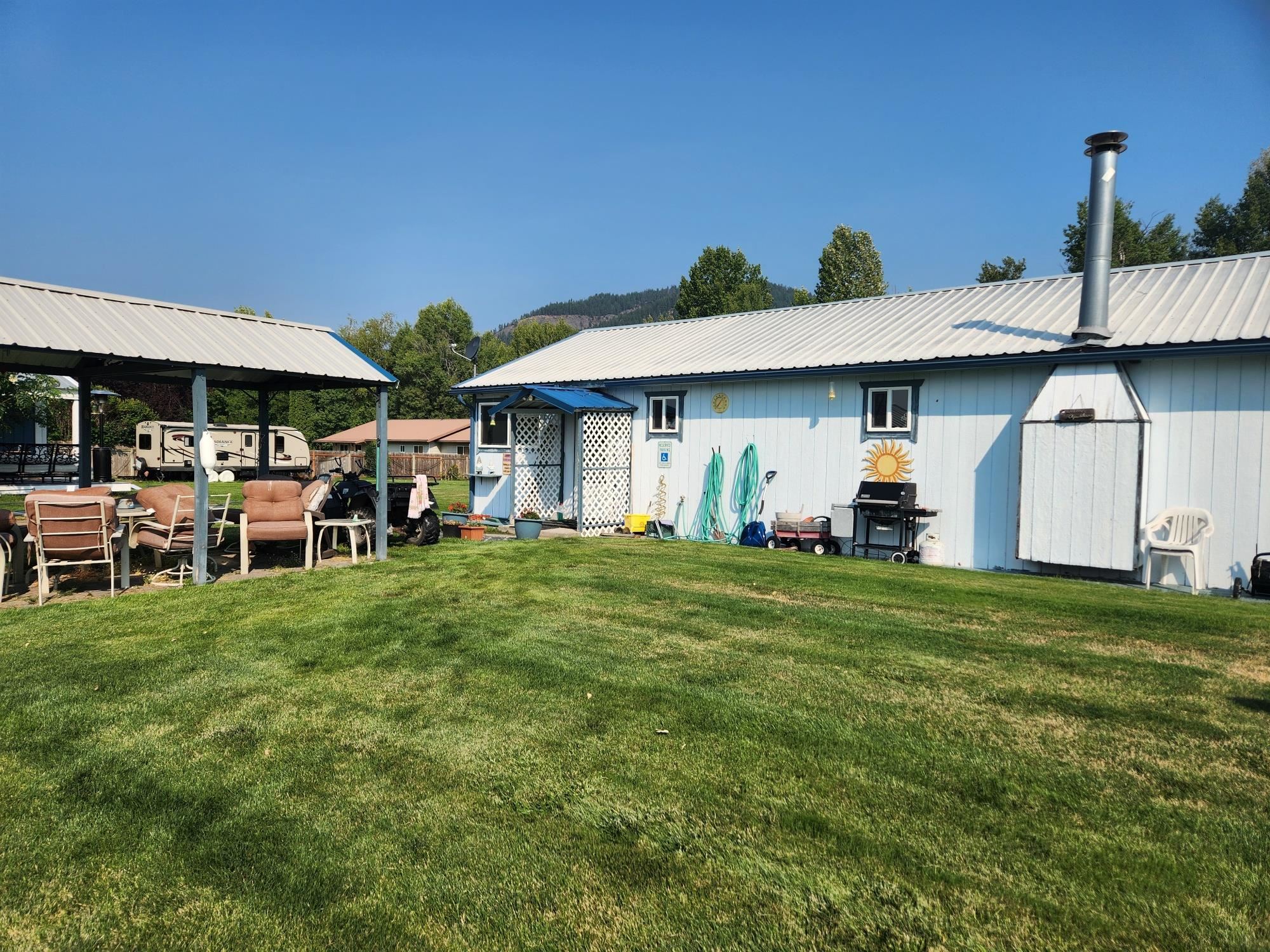 1751 Riverbend Loop Road Cusick, WA 99119 - Photo 4 of 5
