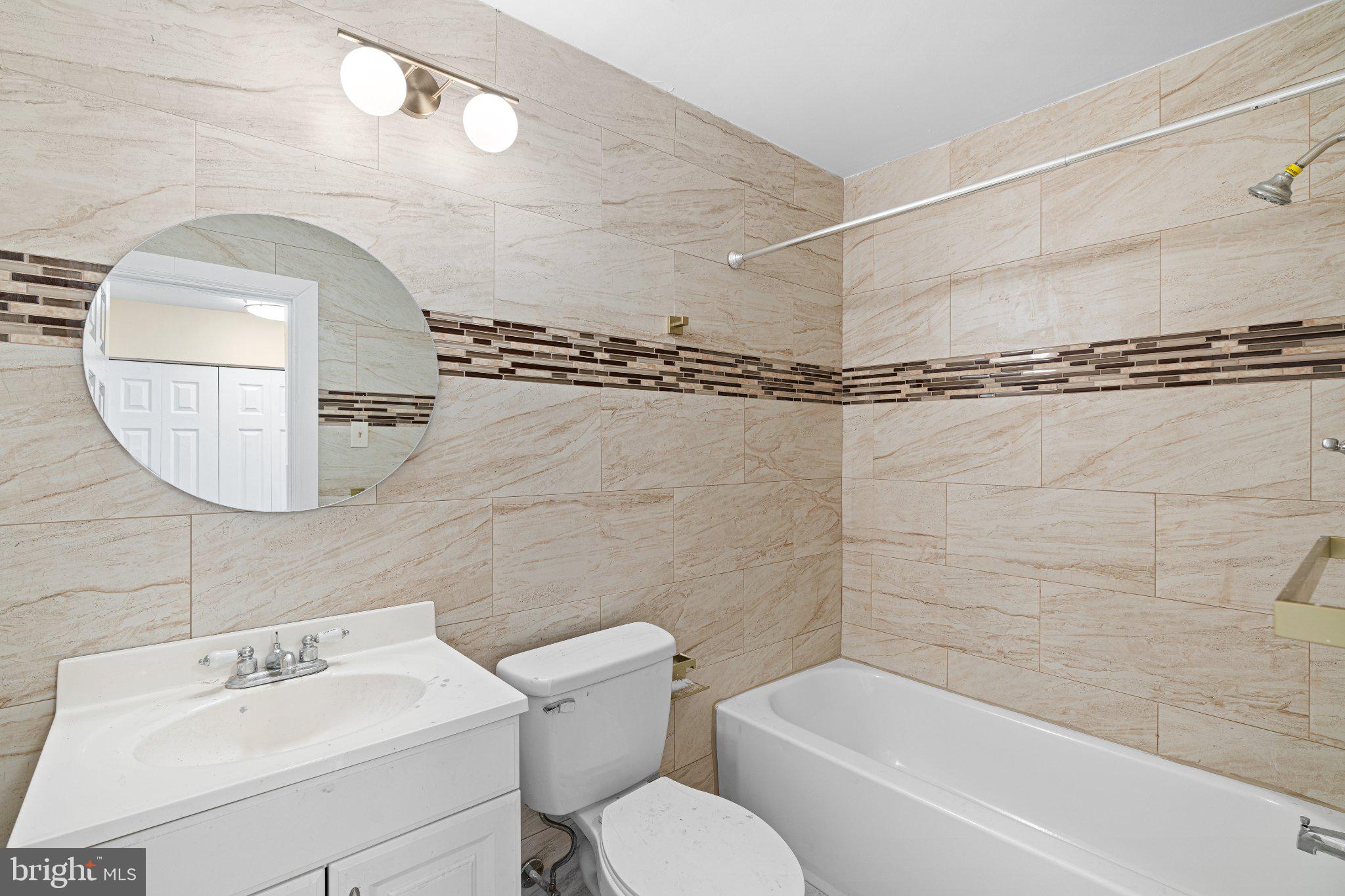 3281 Red Lion Road, Unit 2 Philadelphia, PA 19114 - Photo 12 of 15 Modern bathroom with elegant finishes.
