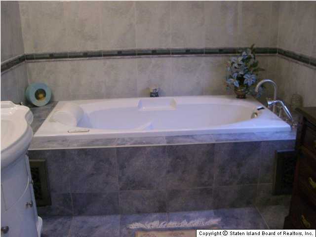 34 Cedarcliff Road Staten Island, NY 10301 - Photo 15 of 20 Additional Photo
