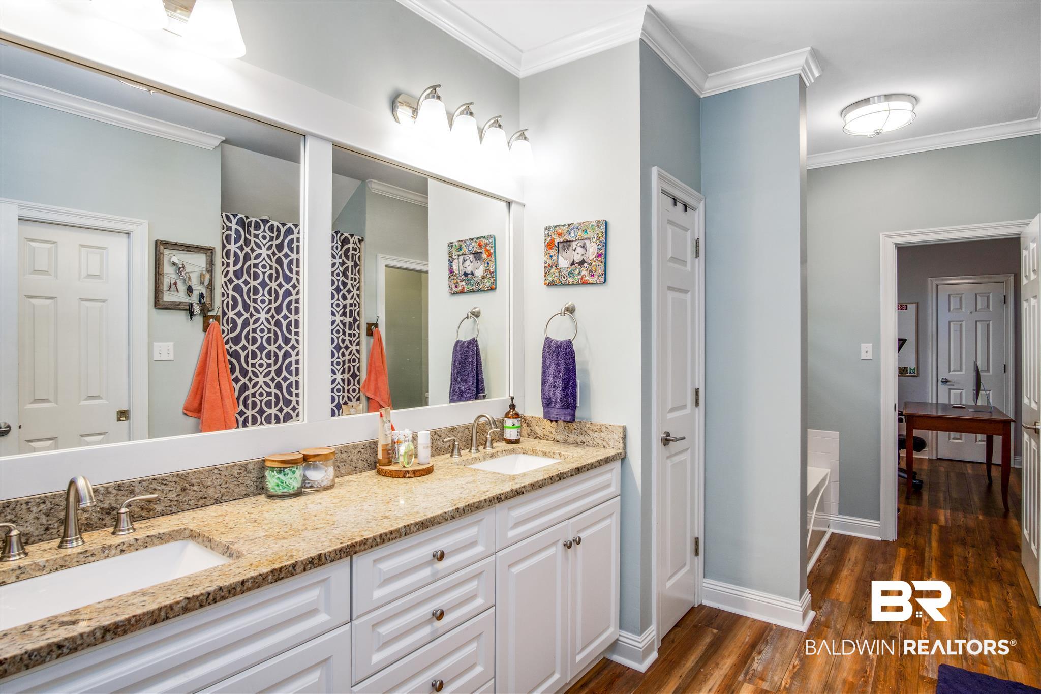 407 Pomelo Street Fairhope, AL 36532 - Photo 22 of 42 Master Bathroom