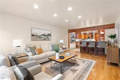 $1,649,000 | 681 Bridger Court, Incline Village, NV 89451