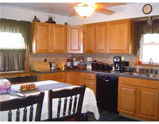 3567 Frew Mill Road New Castle, PA 16101 - Photo 3 of 12 Kitchen.