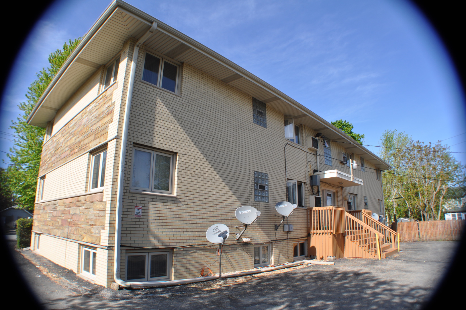 908 John Street Joliet, IL 60435 - Photo 4 of 14