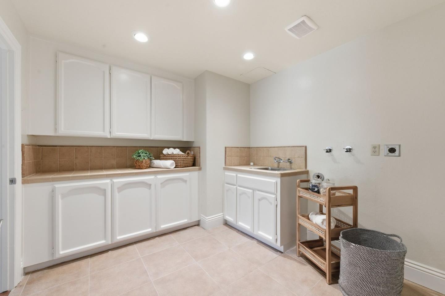 16371 Aztec Ridge Drive Los Gatos, CA 95030 - Photo 47 of 76