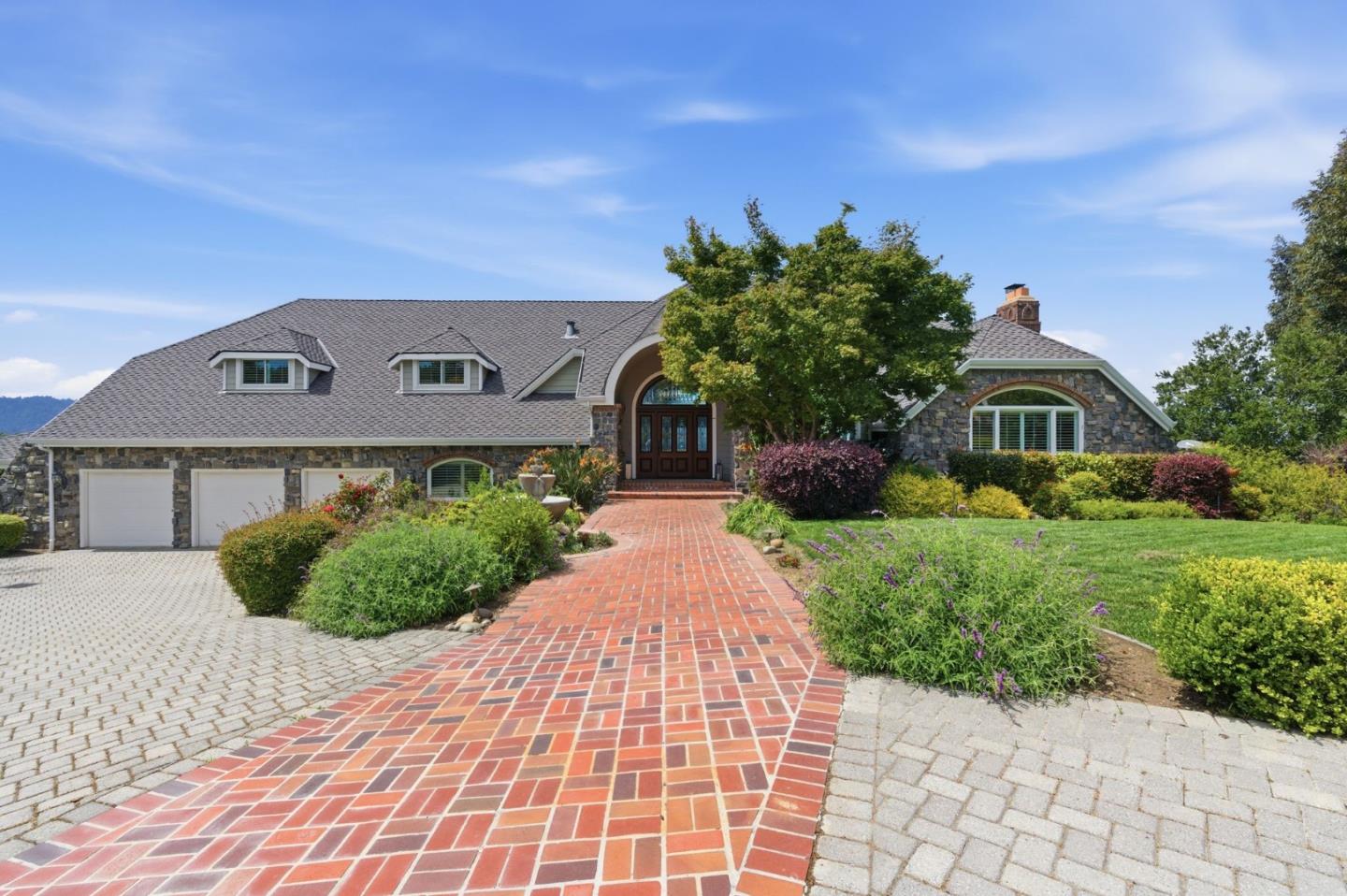 16371 Aztec Ridge Drive Los Gatos, CA 95030 - Photo 6 of 76