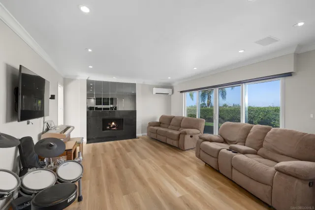 $2,785,000 | 1151 Catalina Boulevard, San Diego, CA 92107