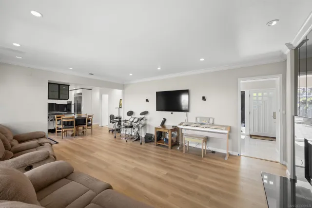 $2,785,000 | 1151 Catalina Boulevard, San Diego, CA 92107