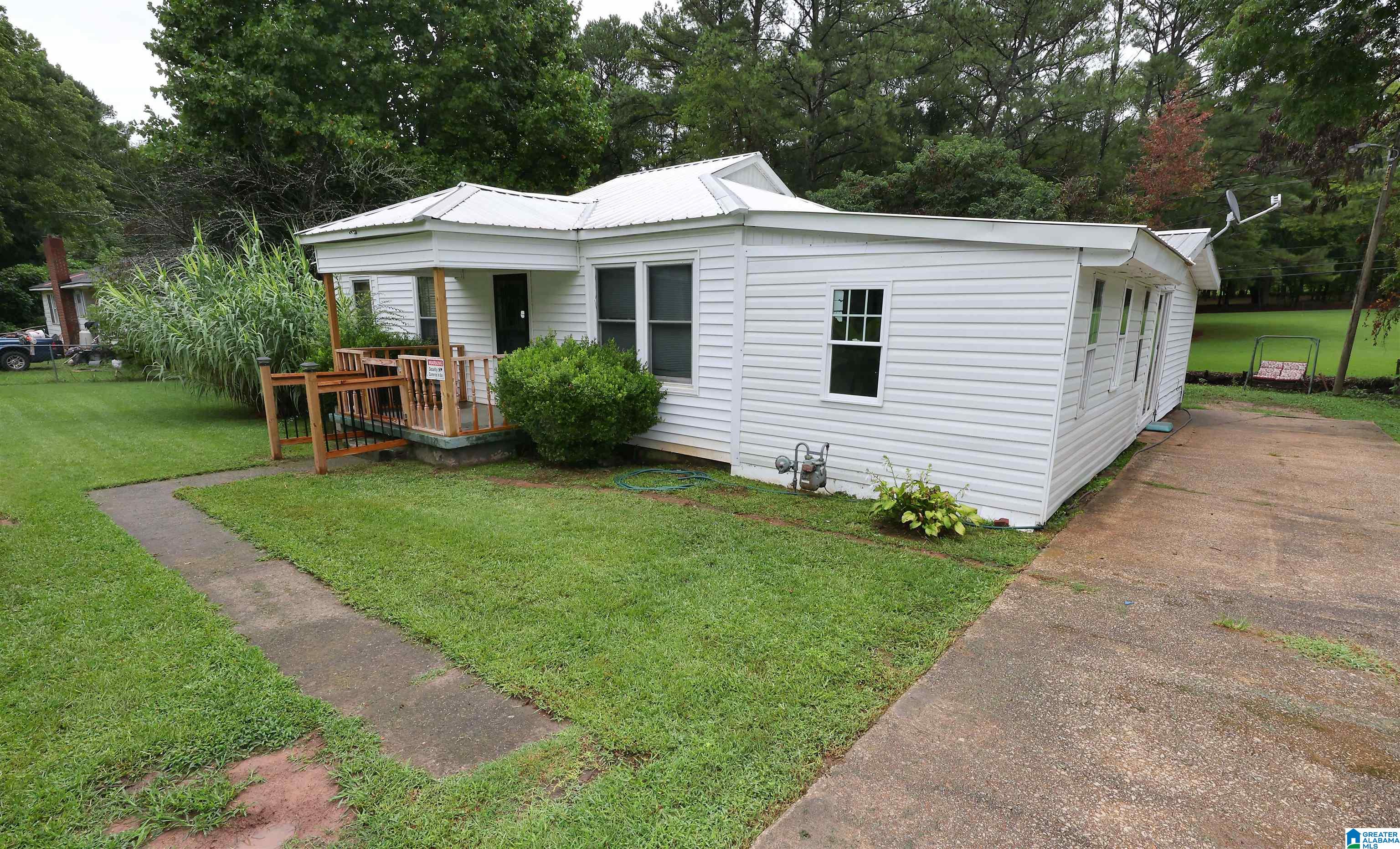 139 West Glade Road Anniston, AL 36206 - Photo 2 of 30
