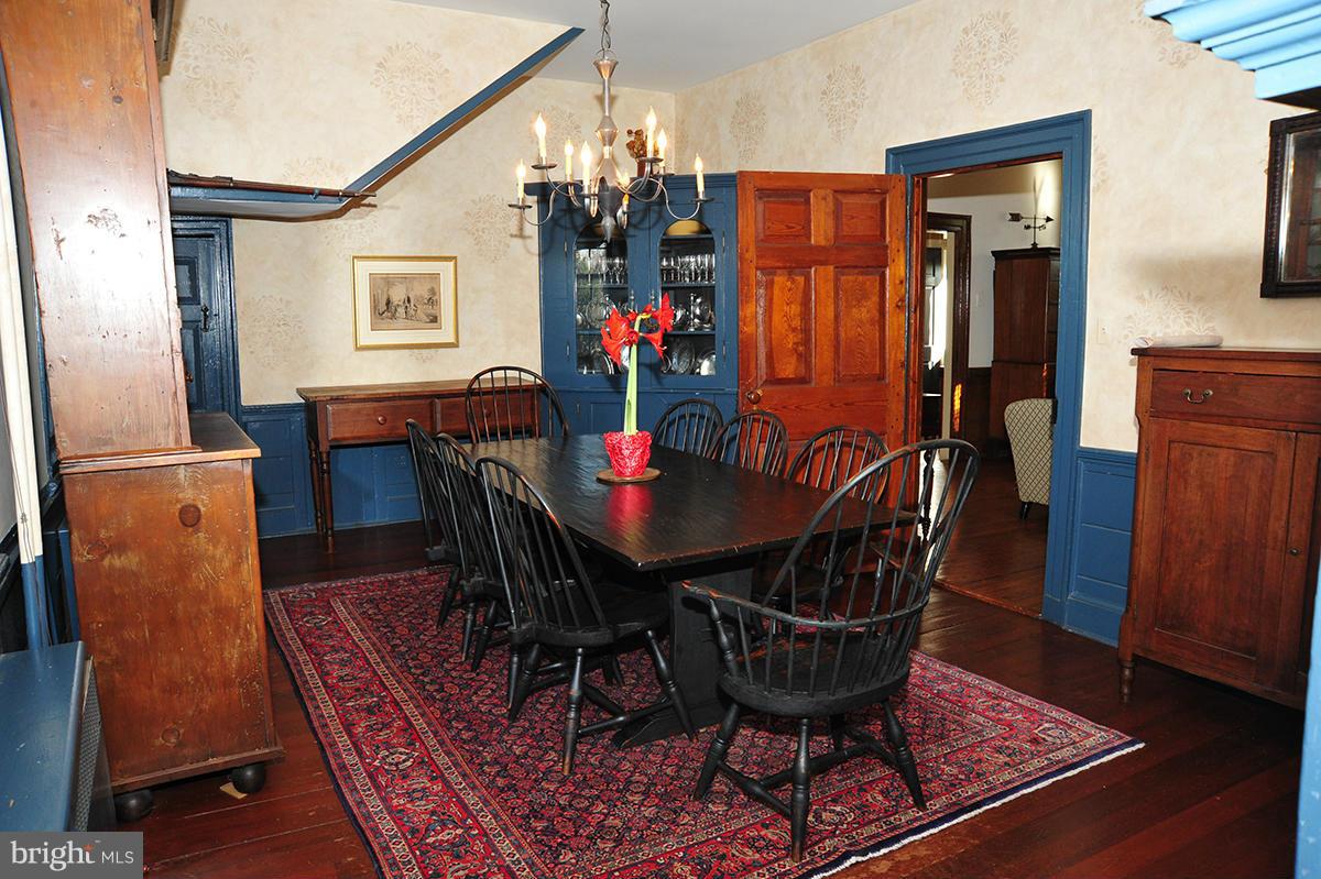 23075 Evergreen Mills Road Leesburg, VA 20175 - Photo 11 of 24 Dining Room