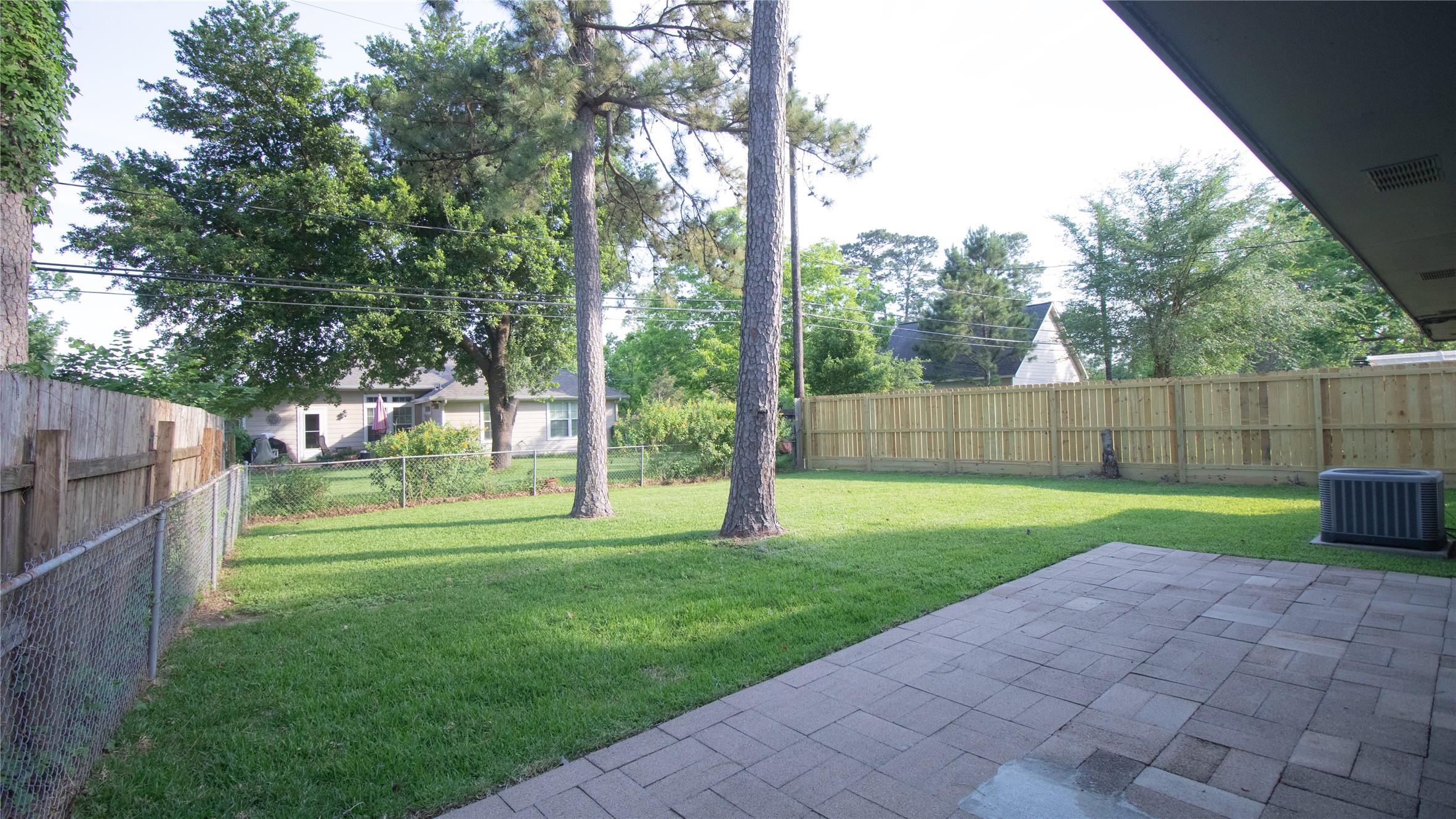 322 Broad Ripple Drive Houston, TX 77336 - Photo 15 of 16