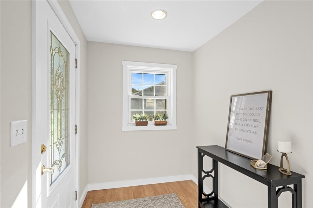 186 Cordaville Road Ashland, MA 01721 - Photo 3 of 34 Gallery Image 3