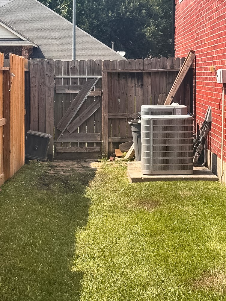 1018 Spring Lakes Haven Spring, TX 77373 - Photo 29 of 31 a view of a backyard