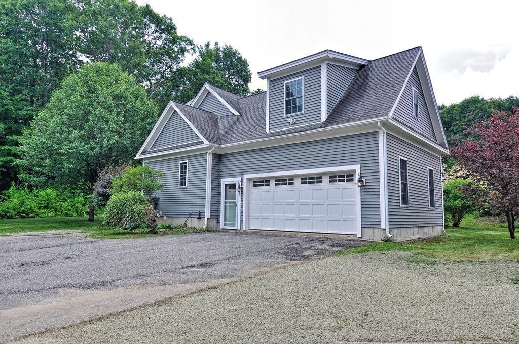 610 Williams Road Fitchburg, MA 01420 - Photo 3 of 42 Gallery Image 3