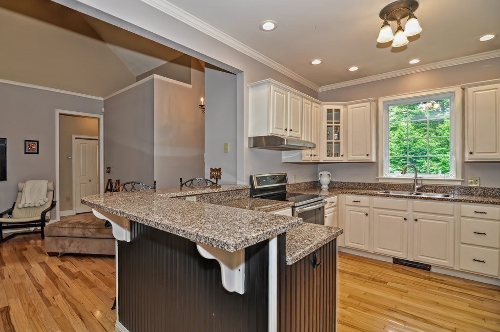 610 Williams Road Fitchburg, MA 01420 - Photo 9 of 42 Gallery Image 9