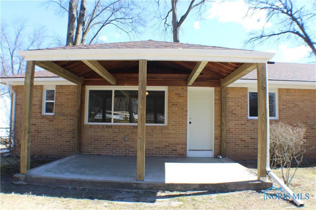 5231 Pawnee Road Toledo, OH 43613 - Photo 4 of 30 Gallery Image 4