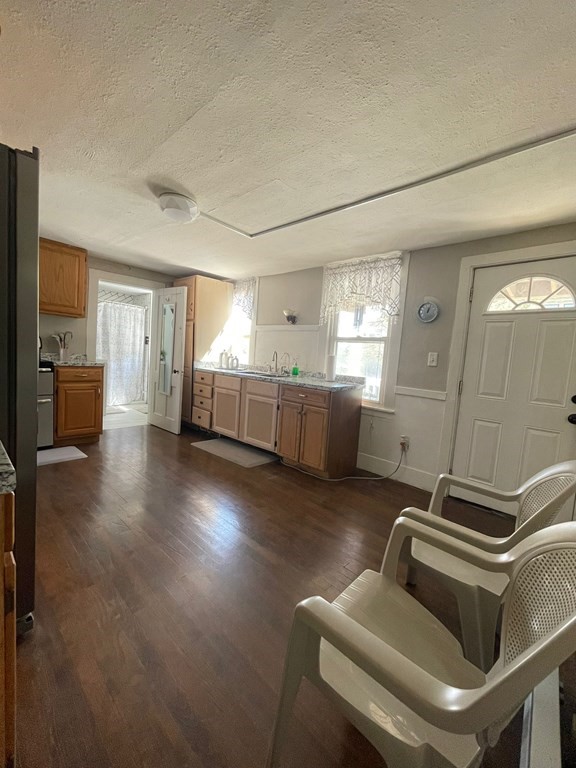 137 Springfield Street Chicopee, MA 01013 - Photo 21 of 33 Gallery Image 21