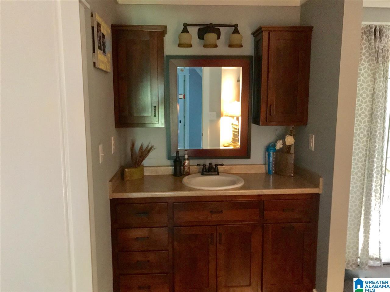 2705 Springville Boulevard Oneonta, AL 35121 - Photo 12 of 23