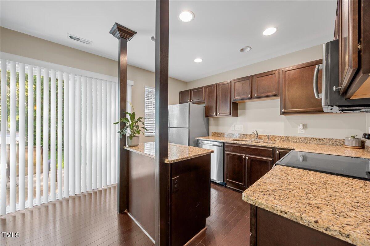 7817 River Field Drive Raleigh, NC 27616 - Photo 10 of 22 17-2A1A5440